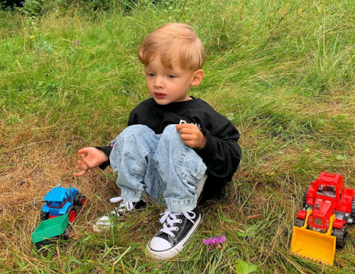 属羊的男孩取什么名字最好 取名字大全免费2024属羊的男孩子