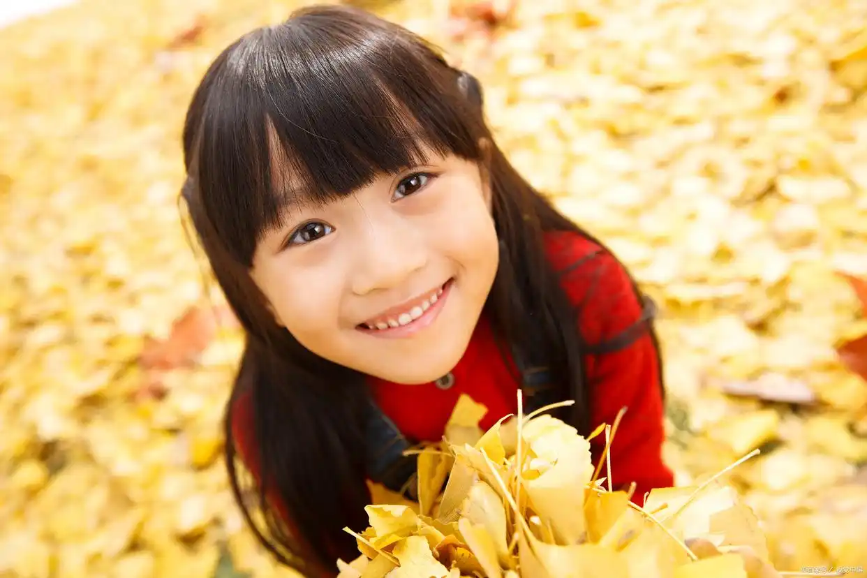 女孩兔宝宝取名字大全集_兔年出生女孩聪明有福气名字推荐_女生聪明有福气的兔年女孩名字