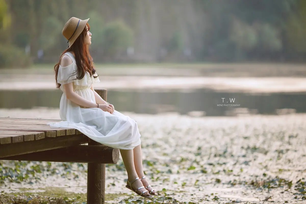 女孩取名靖安_2024女孩缺金名字推荐_温柔优雅女孩名字大全