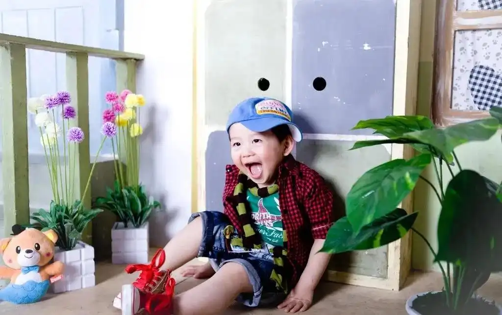 女孩子取名雅沫好听吗_美丽聪明有才华女孩名字_女孩名字寓意深刻