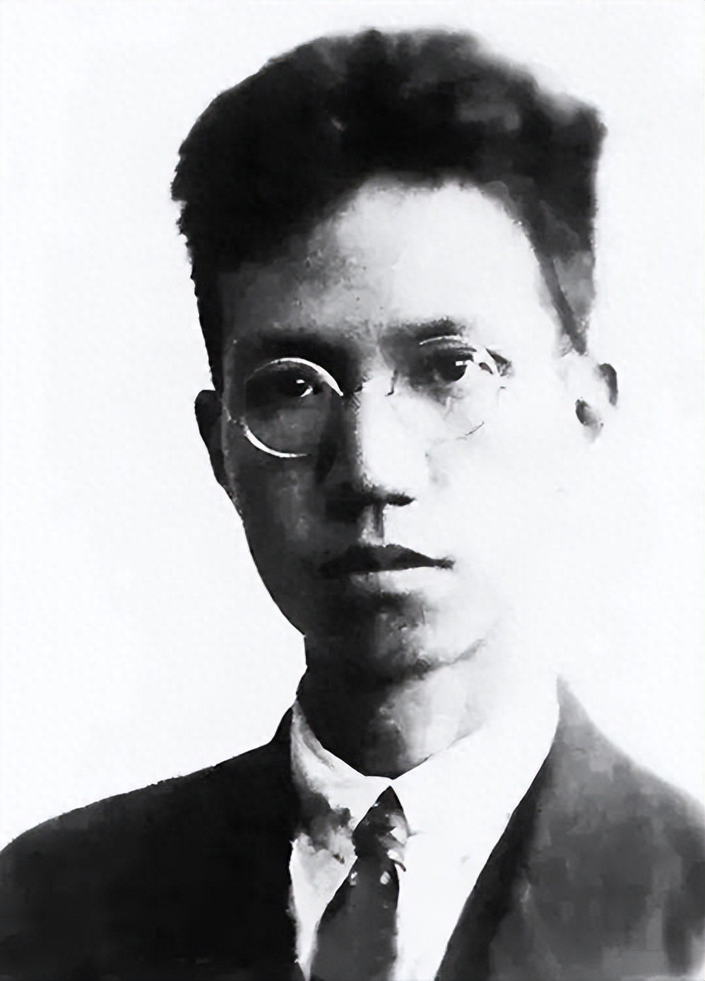 人名趣对案例分析_中国传统文化人名特点_胡女孩子取名