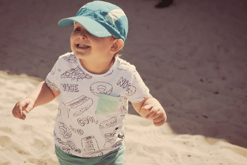 100分带木带水男孩名字属虎