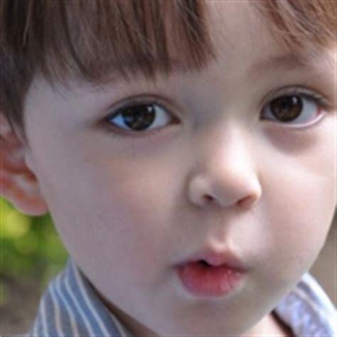 男宝宝洋气好听名字大全_取名字用吉祥字好吗男孩_五行命理取名方法