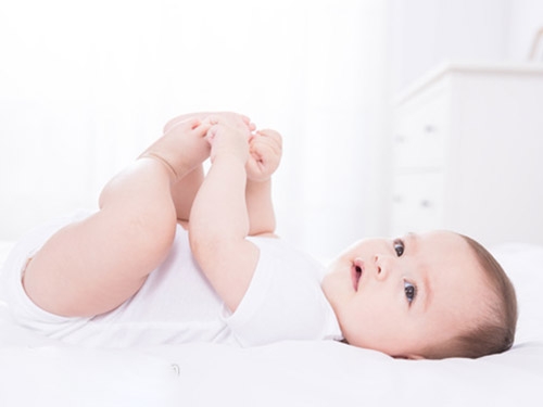 姓张取名带凤字的女孩_张语嫣寓意解析_姓张女孩名字大全