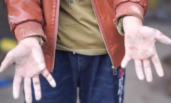 修车男孩取名_广西玉林10岁男孩修车_10岁男孩修电动车