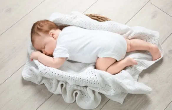 黄姓男孩取名寓意_黄姓氏双胞胎取名字男孩_黄姓男孩名字大全