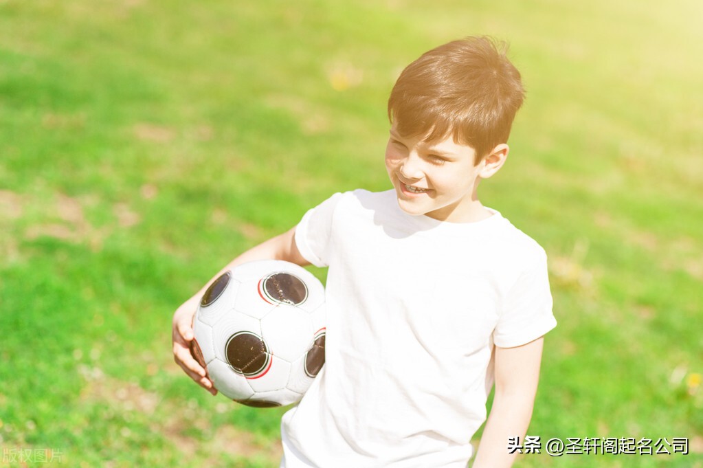 大海男孩取名_寓意美好的男孩名字精选_带有好寓意的男孩名字