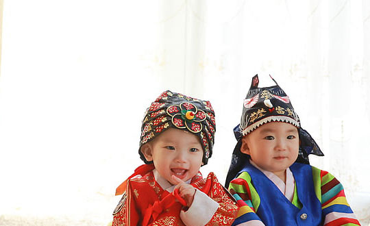 水字旁的字男孩取名,男孩带水名字好听有寓意:经典大气