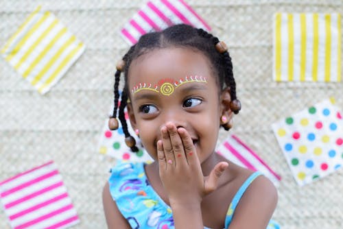 2022年伍姓女孩取名好听五行缺土-测姓名打分